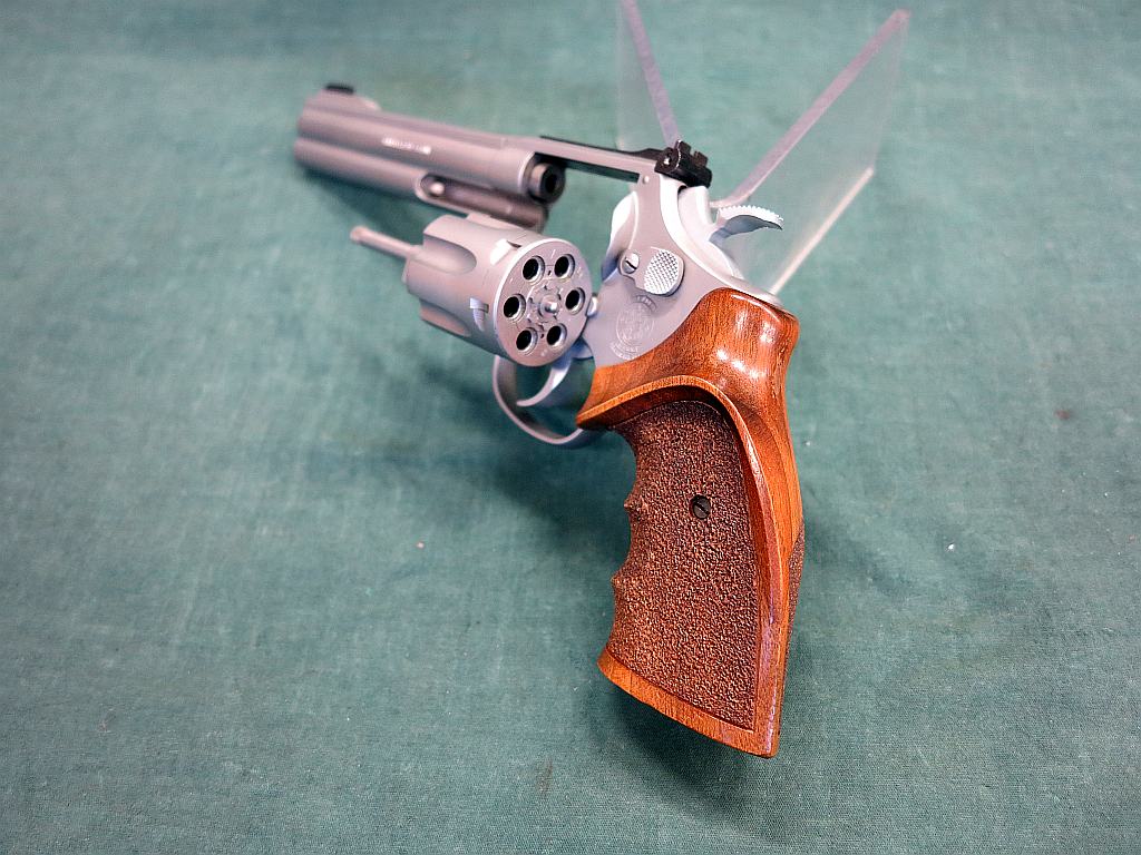 Smith&Wesson 617-1 Target Champion 22LR