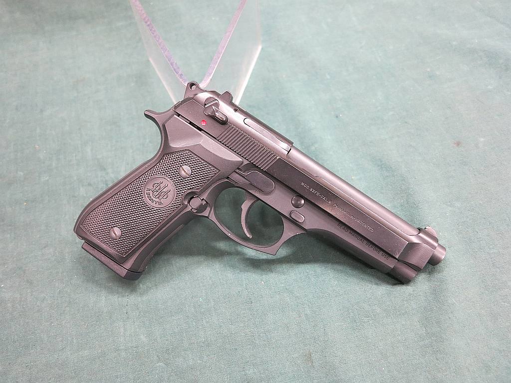 Beretta 92FS 9X19