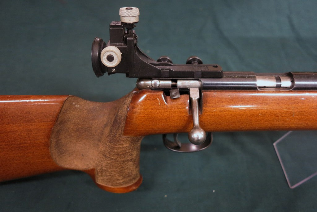 ANCHUTZ Match 64  22LR