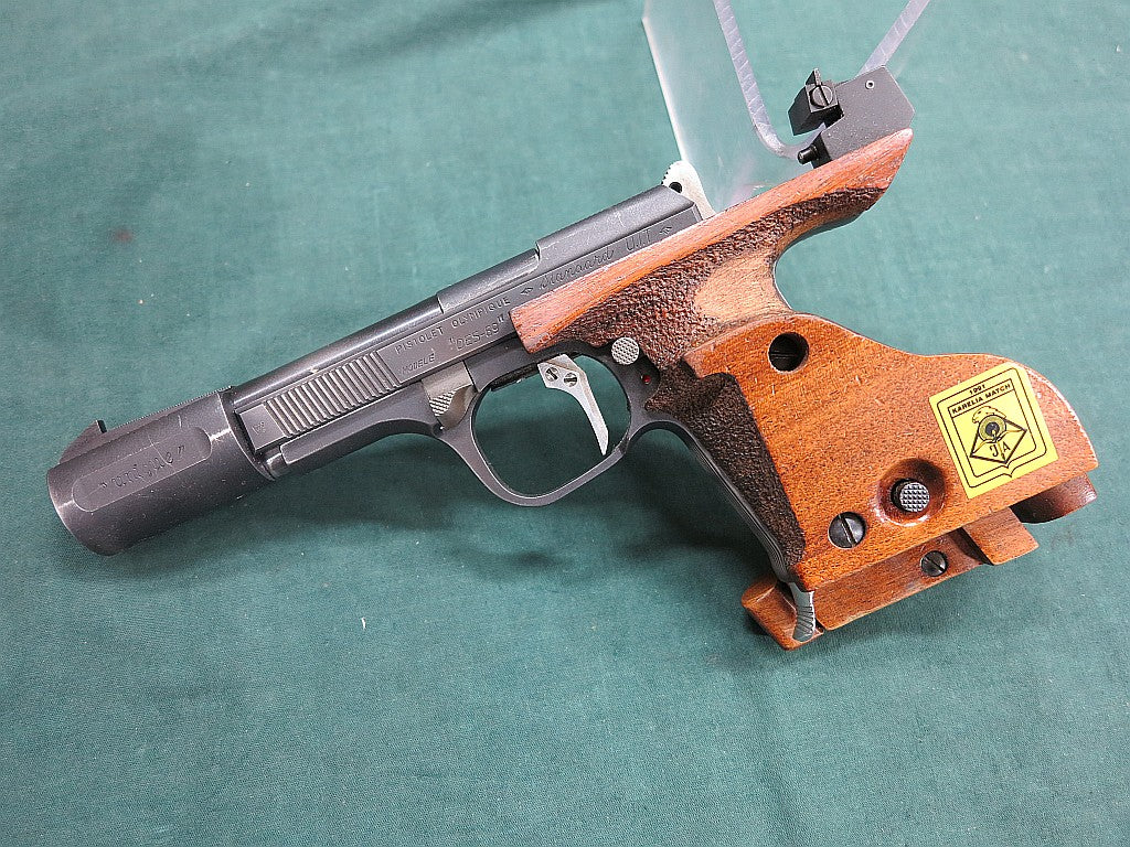 Unique DES 69 22LR