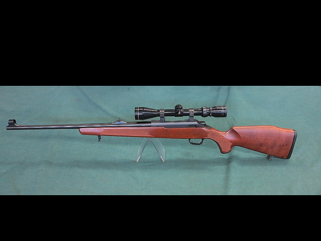Tikka M558   243Win