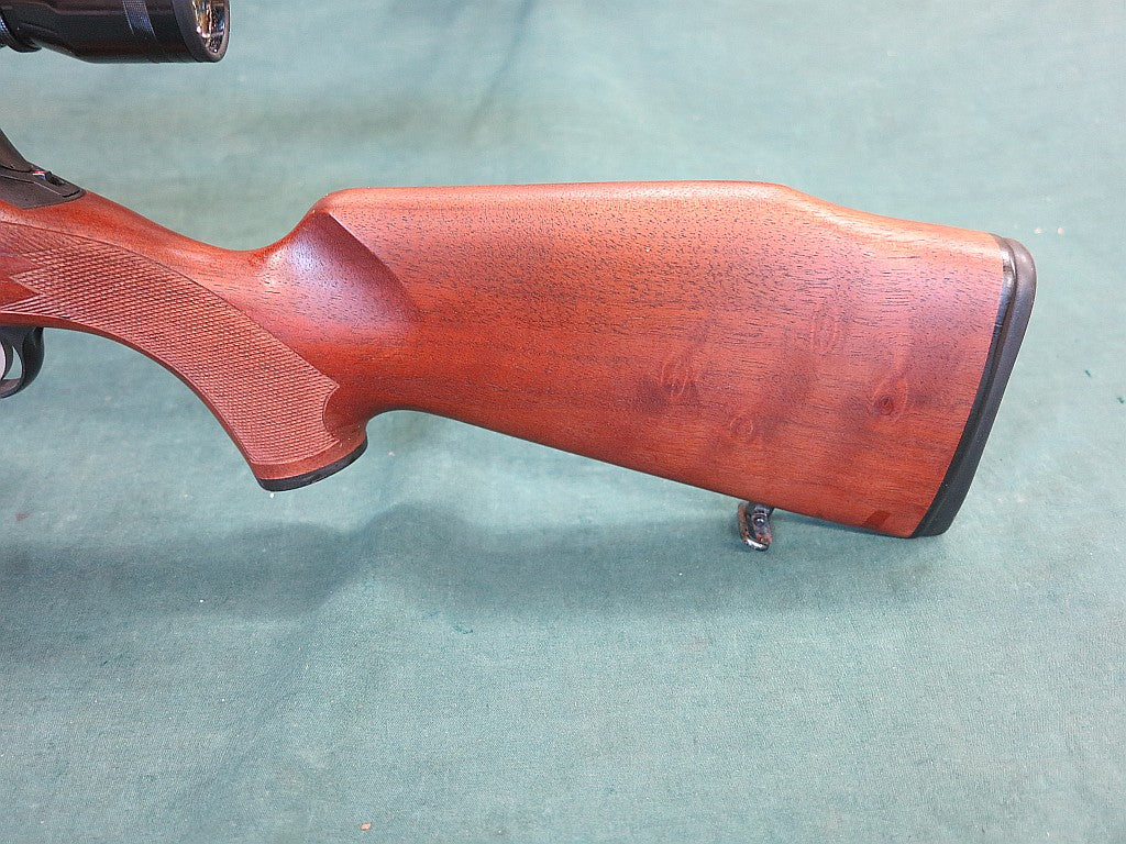 Tikka M558   243Win