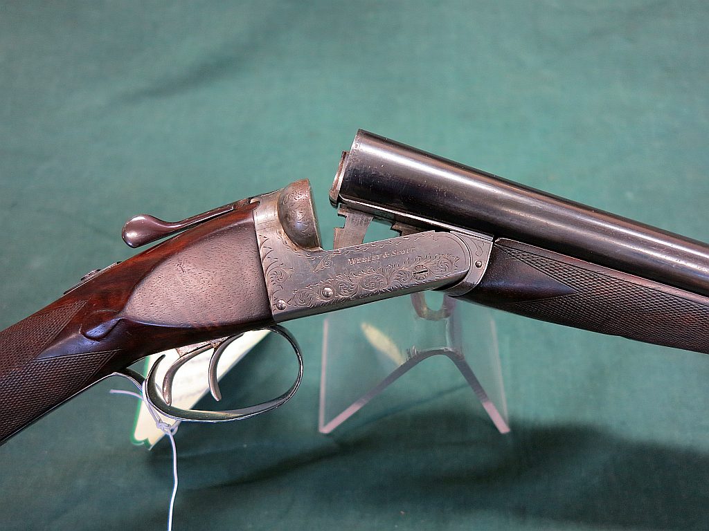 Webley&Scott 12/70